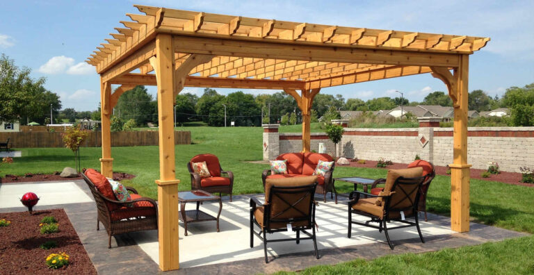 Transform Your Backyard into a Paradise with a Pergola