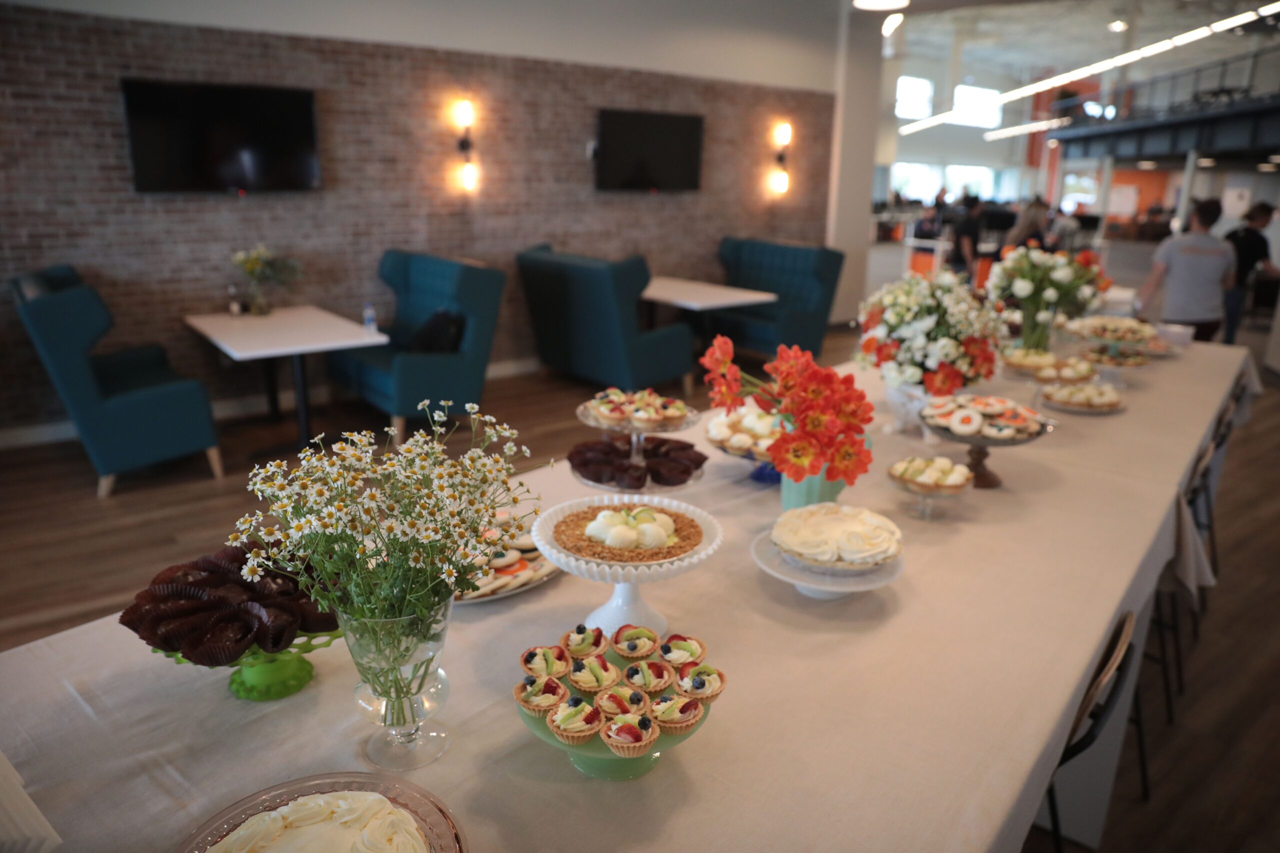 food offerpad ribbon cutting